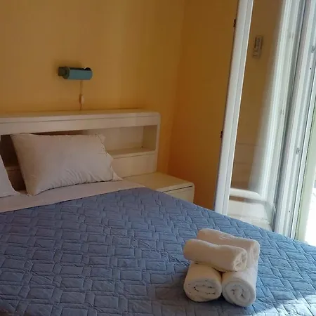 Appartement Yellow House *